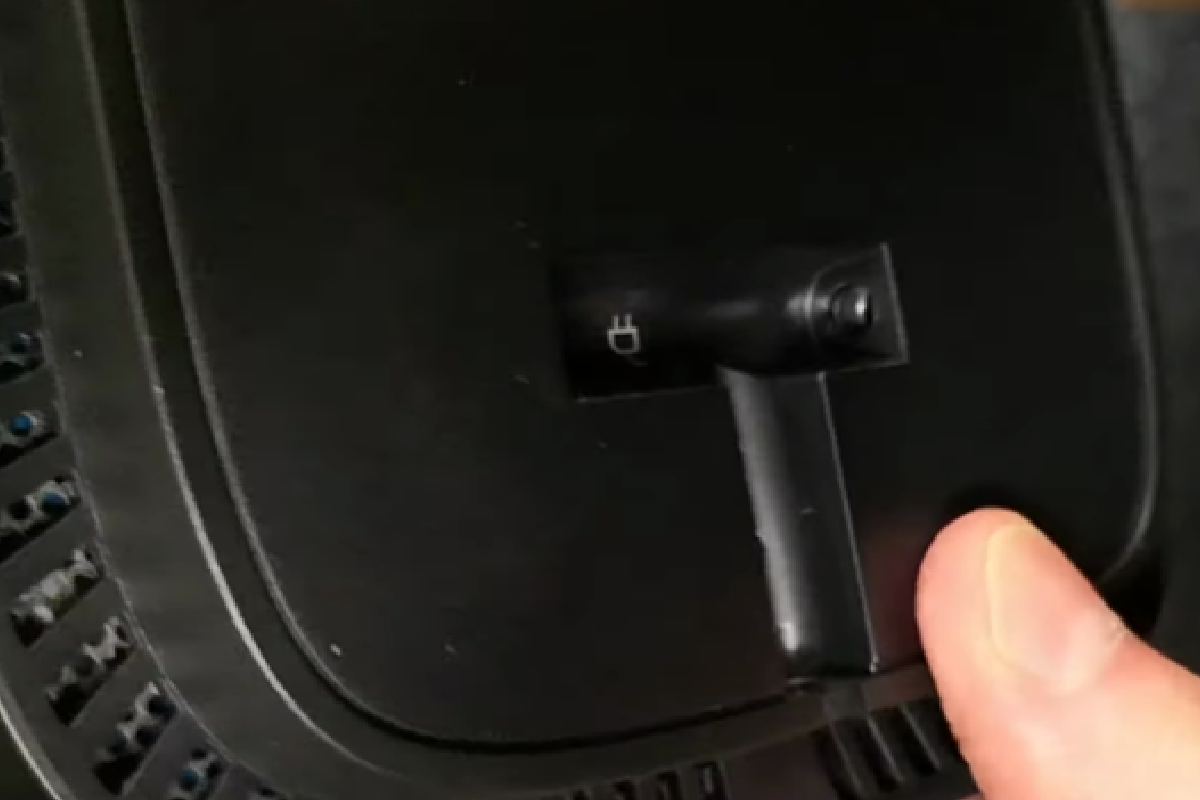 Image default