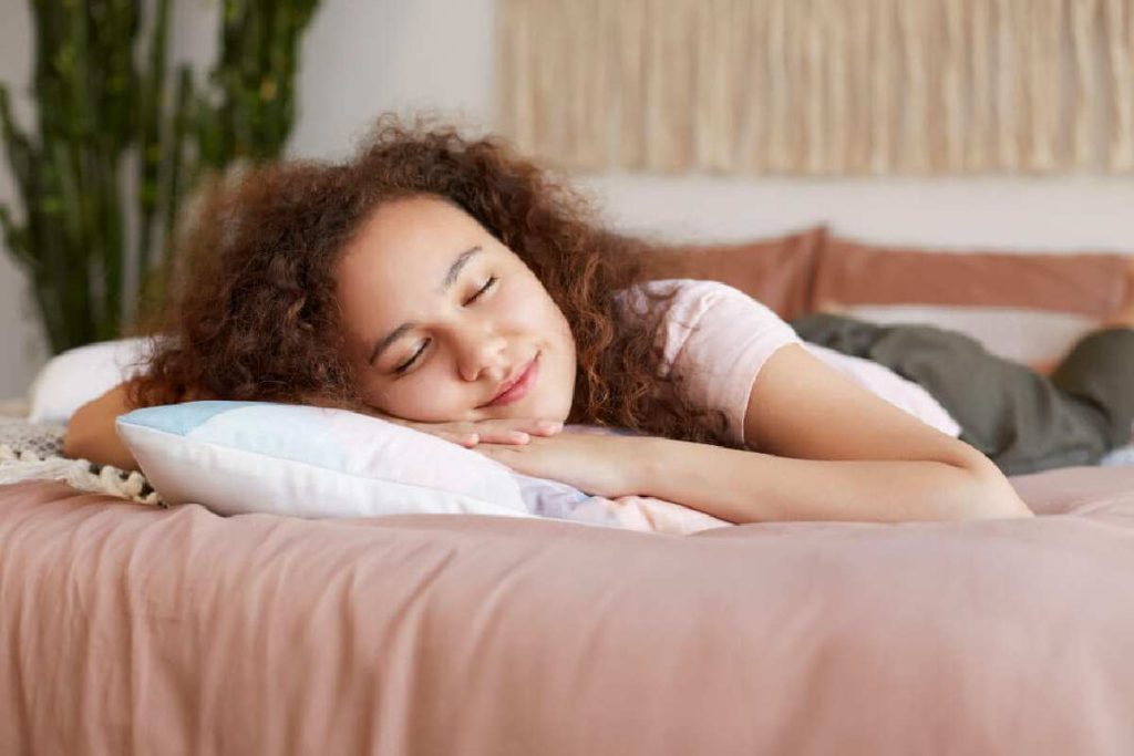 Can Beauty Sleep Really Help You Lose Weight?